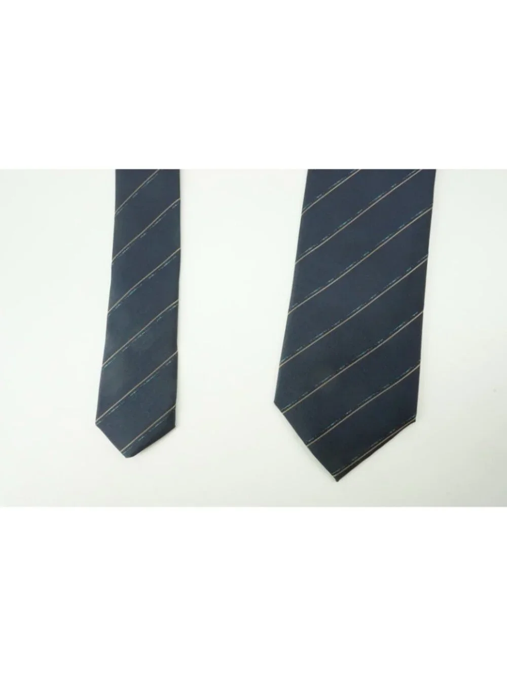 Canali Navy Blue Tortilla Beige Repp Striped Silk Tie Brand New With Tags